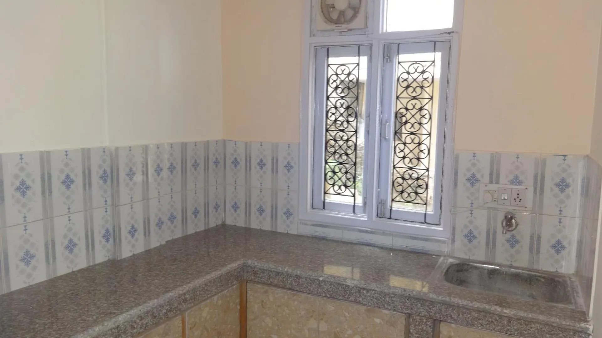 Gursimrat Homestay Shimla India